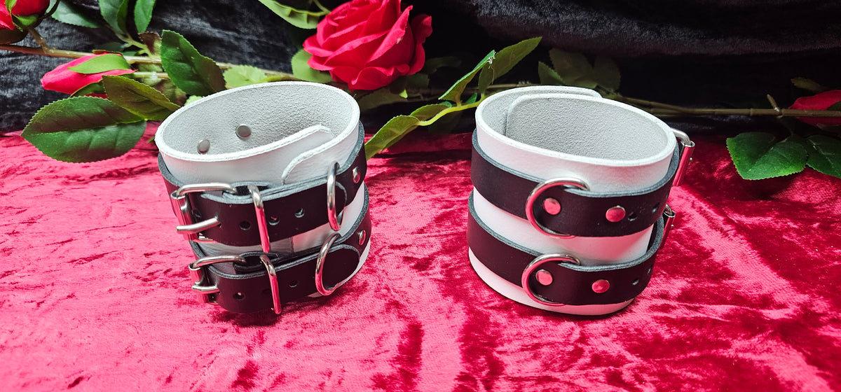 Leather Hand Cuffs